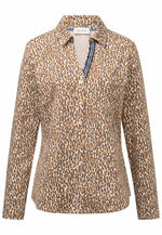 Load image into Gallery viewer, Just White Leopard Print Blouse
