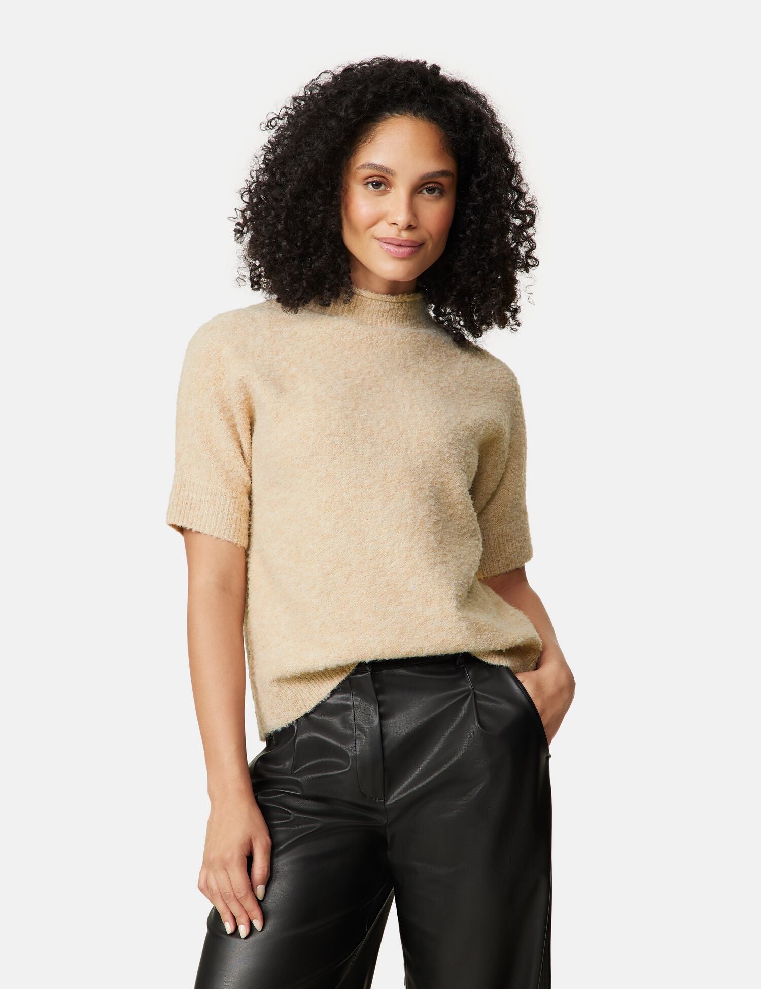 Gerry Weber Fluffy Short Jumper-CAMEL