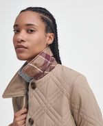 Load image into Gallery viewer, Barbour Walton Coat -HONEY
