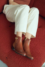 Load image into Gallery viewer, Regarde Le Ciel Jolene Russet Boot -TAN
