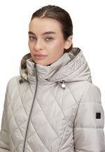 Load image into Gallery viewer, Betty Barclay Quilted Jacket Silver
