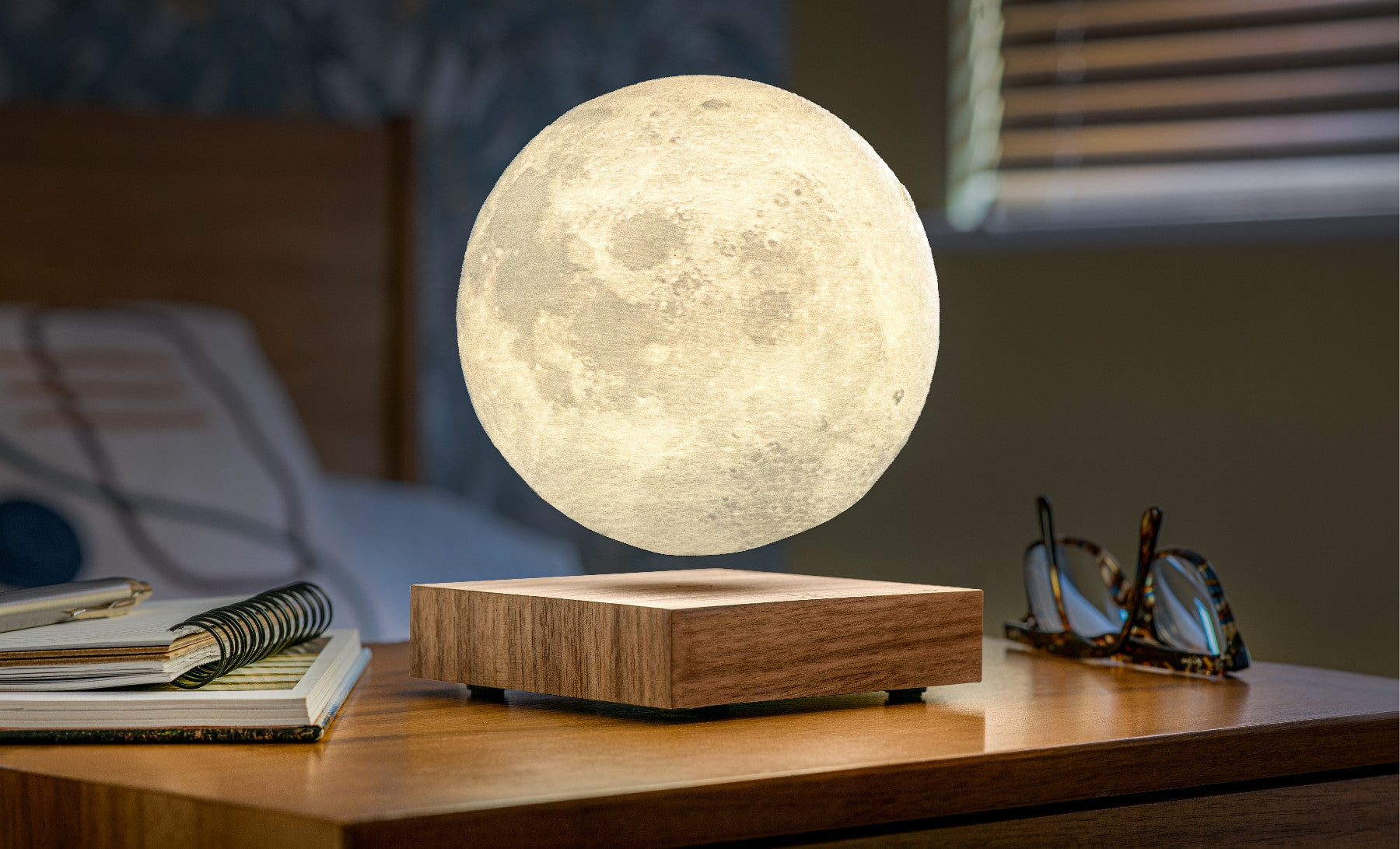 Gingko Designs Smart Moon Lamp