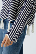 Load image into Gallery viewer, Oui Jumper with Fringing Navy
