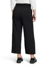 Load image into Gallery viewer, Black Wide Leg Culottes
