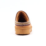 Load image into Gallery viewer, Nepal Tan Slipper
