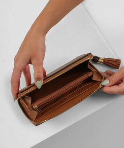 Brown Murtle Tassel Purse