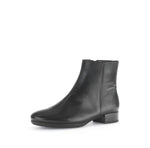 Load image into Gallery viewer, Black Classic Ankle Boot
