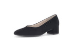 Load image into Gallery viewer, Black Dimbar Court Shoe
