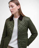 Load image into Gallery viewer, Olive Deveron Polarquilt
