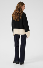 Load image into Gallery viewer, Black Oversized Pullover

