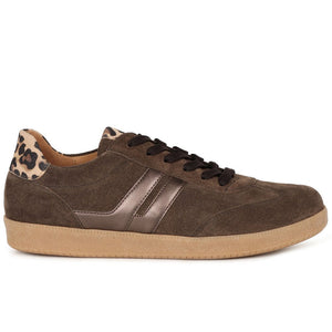 Chocolate West Suede Trainers -BROWN