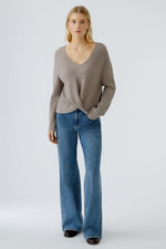 Load image into Gallery viewer, Taupe Knot Detail Jumper
