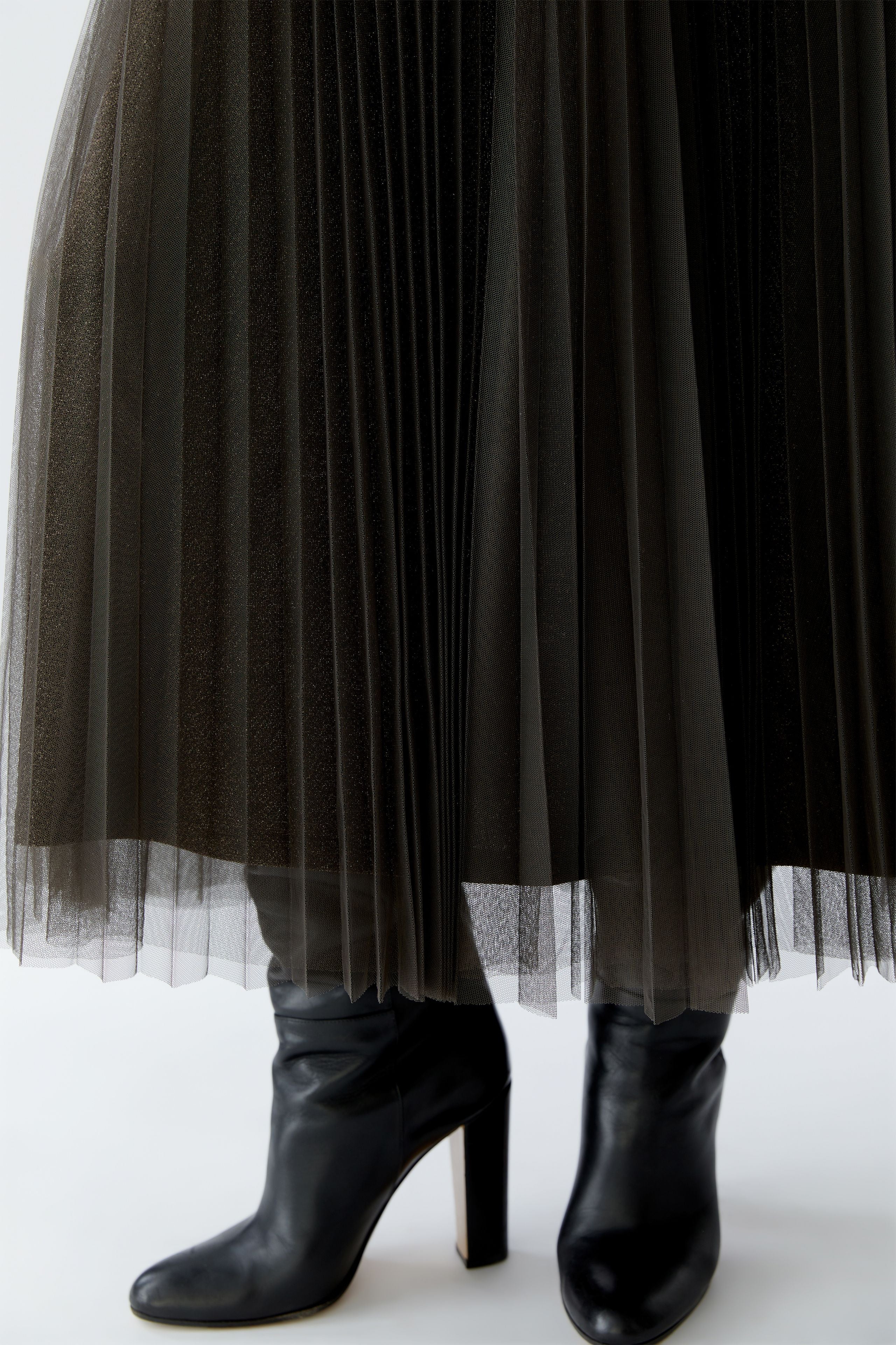 Grey Mesh Pleated Skirt