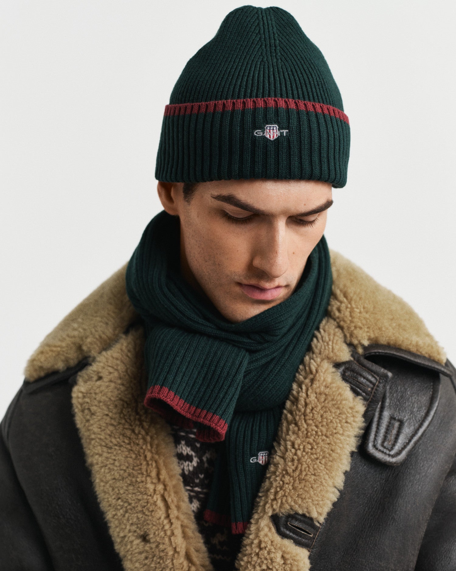 Green Hat & Scarf Gift Box