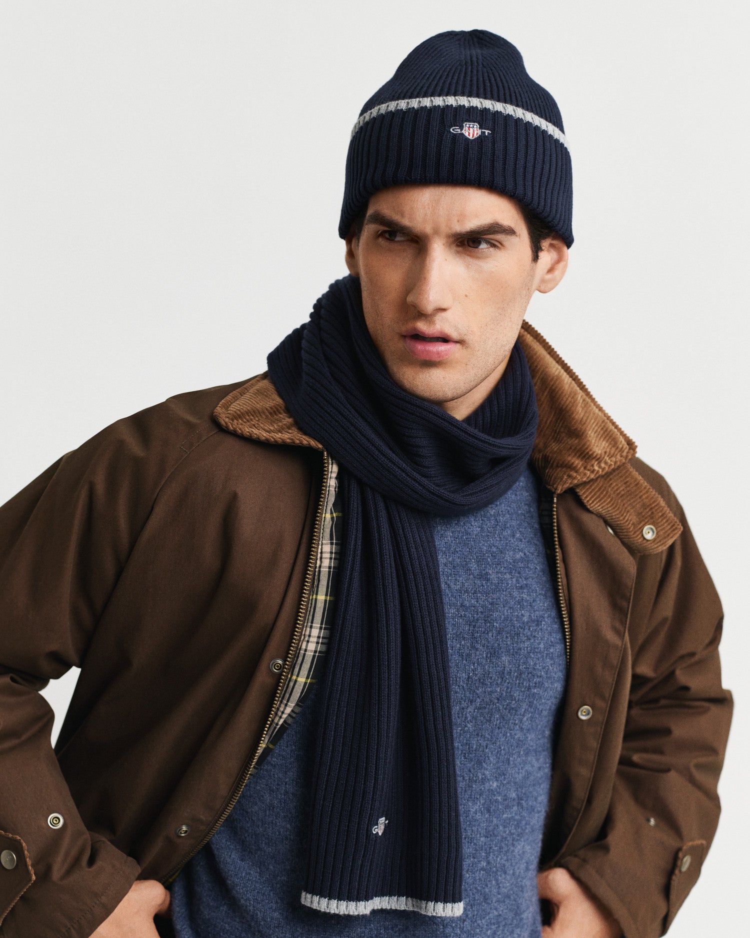 Marine Hat & Scarf Gift Box