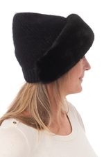 Load image into Gallery viewer, Black Faux Fur Trim Beanie

