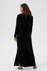 Load image into Gallery viewer, Black Velvet Dress
