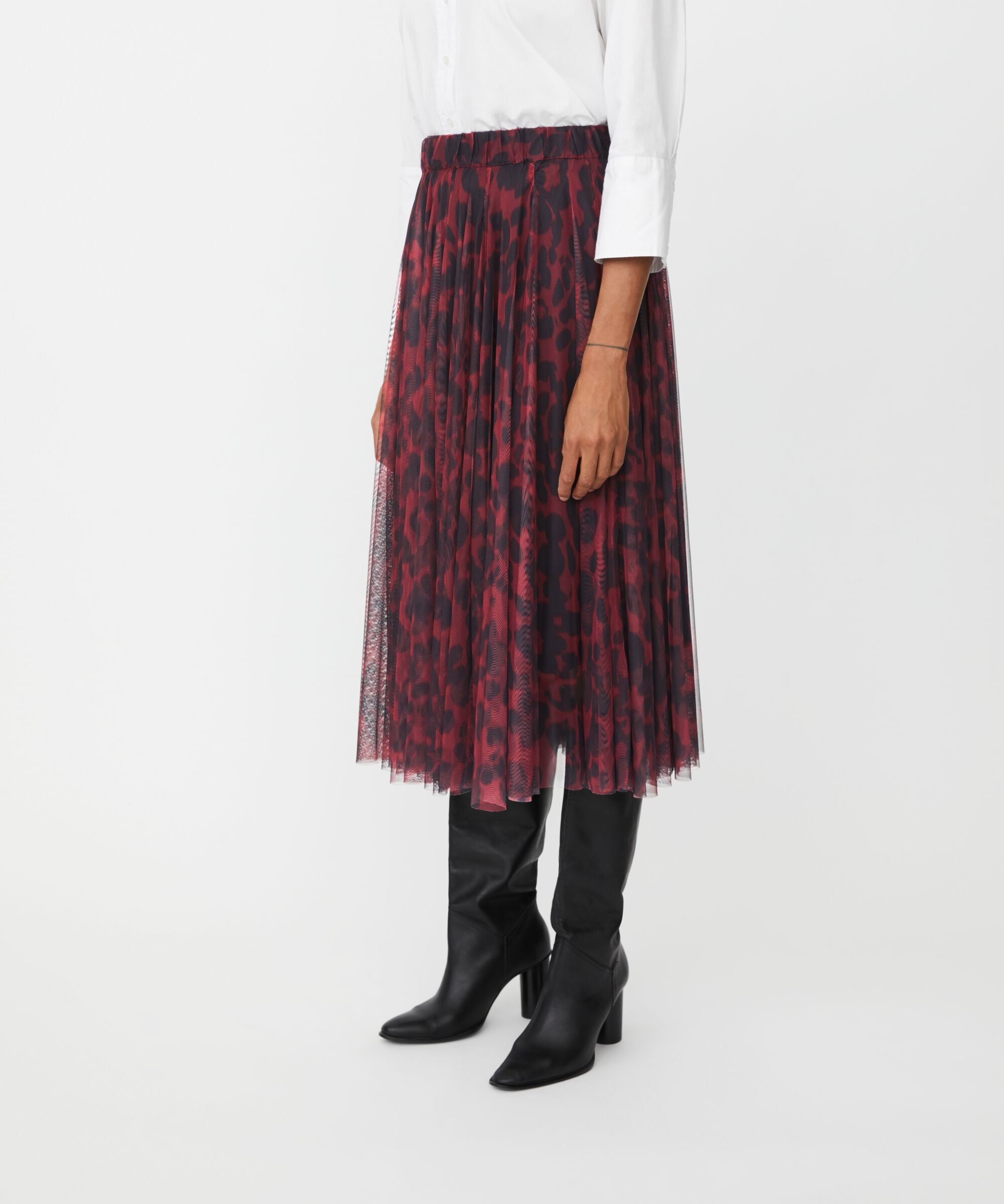 Wine Scarlet Pleated