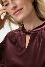 Load image into Gallery viewer, Wine Velvet Twist Top
