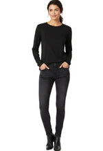 Load image into Gallery viewer, Black Doritla Jersey Top
