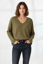Load image into Gallery viewer, Green Seamless Jumper
