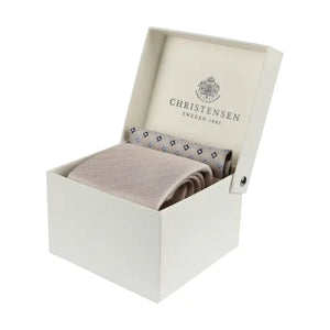 Sand Tie & Hank Box