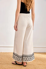 Load image into Gallery viewer, Ivory Contrast Embroidered Trousers
