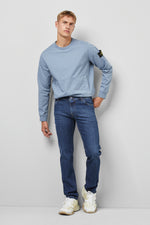 Load image into Gallery viewer, Blue Regular Stretch Jeans

