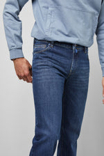 Load image into Gallery viewer, Blue Regular Stretch Jeans
