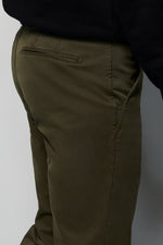 Load image into Gallery viewer, Green Chino Regular Leg
