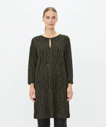 Load image into Gallery viewer, Black Genvyra Jersey Tunic
