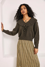 Load image into Gallery viewer, Green Ruffled Pullover
