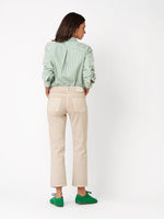 Load image into Gallery viewer, Sand Cropped Jeans
