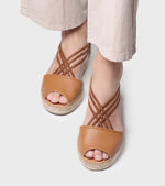 Load image into Gallery viewer, Tan Espadrilles

