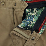 Load image into Gallery viewer, Meyer Classic Oslo Camel Chino Short Leg
