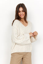Load image into Gallery viewer, Soyaconcept Cream Pullover

