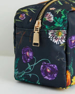 Load image into Gallery viewer, Fable Botanical Pumpkin Travel Bag
