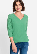 Load image into Gallery viewer, Olsen Crepe V-neck T-shirt Green
