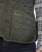 Load image into Gallery viewer, Barbour Betty Fleece Liner Olive
