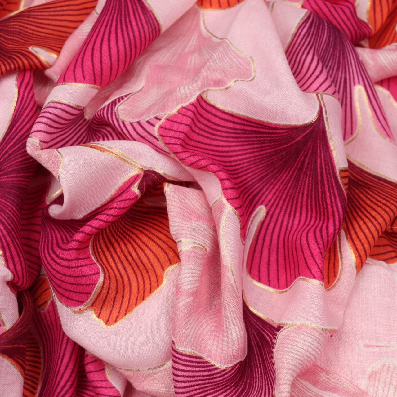 Zelly Petal Design Scarf Pink
