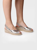Load image into Gallery viewer, Toni Pons Bernia Sandals Pewter

